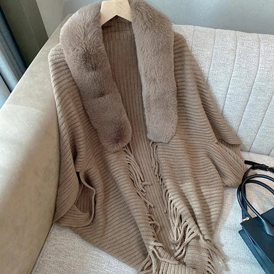 Poncho cardigan cachemire tricot épais ouvert devant avec col fourrure