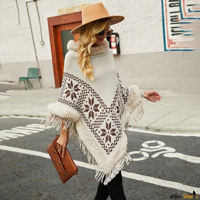Pull Roulé Poncho Col Blanc à Motifs Ethniques vue de profil
