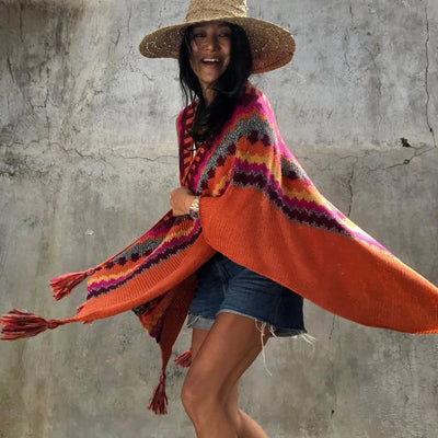 Poncho du Pérou tricotée rayures zigzag multicolore look ethnique chic